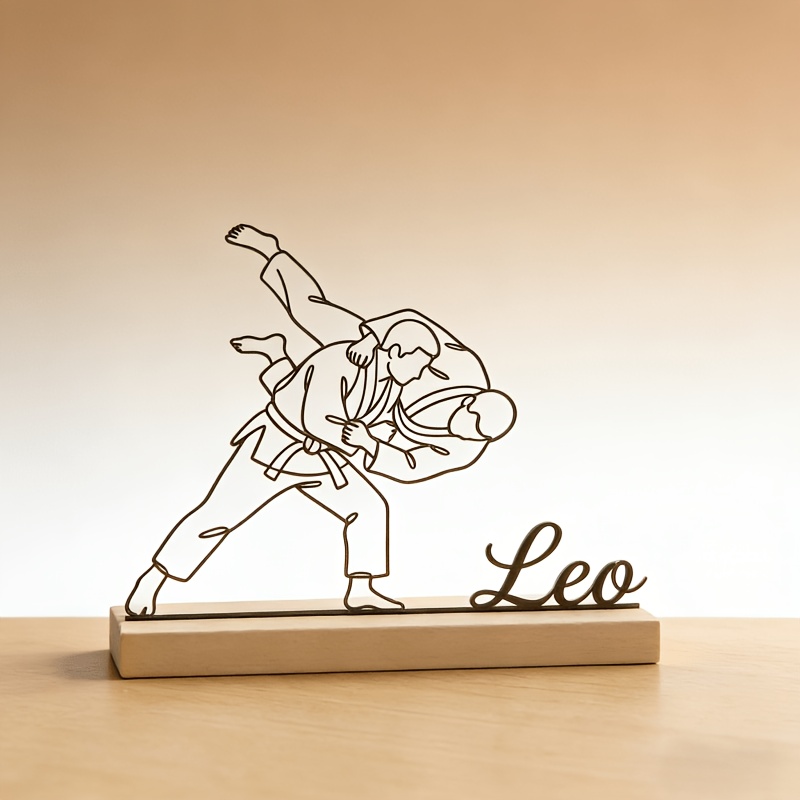 맞춤 각인 유도 무술 조각상 나무 받침대 데스크탑 장식 - Personalized Engraved Gift 리뷰 및 가격
